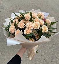 Букет Кремовые розы Латте в Советском Руно