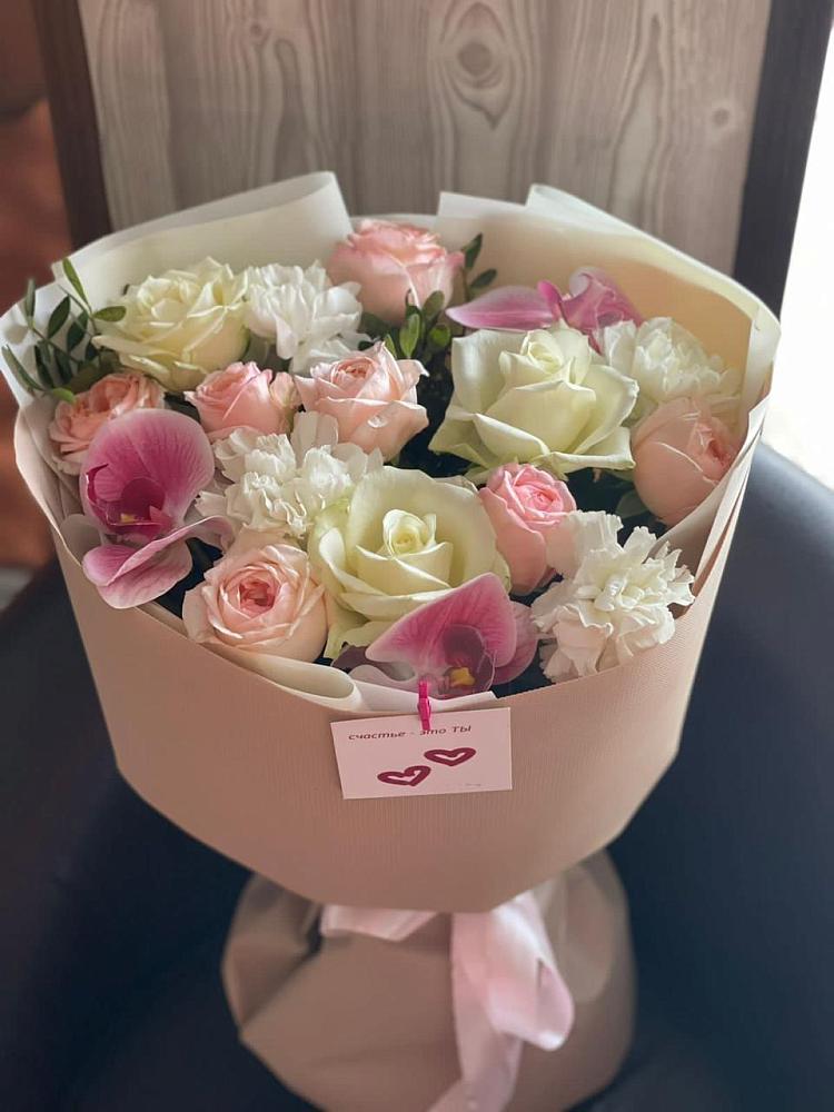 Букет цветов из: Орхидеи, Розы и Гвоздики в Советском Руно