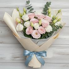 Букет цветов из:  Лизиантусы в Советском Руно