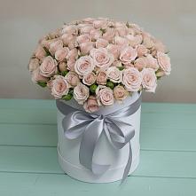 Цветочная композиция из Розы в шляпной коробке в Советском Руно