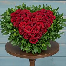 Цветочная композиция из Розы в виде сердца в Советском Руно