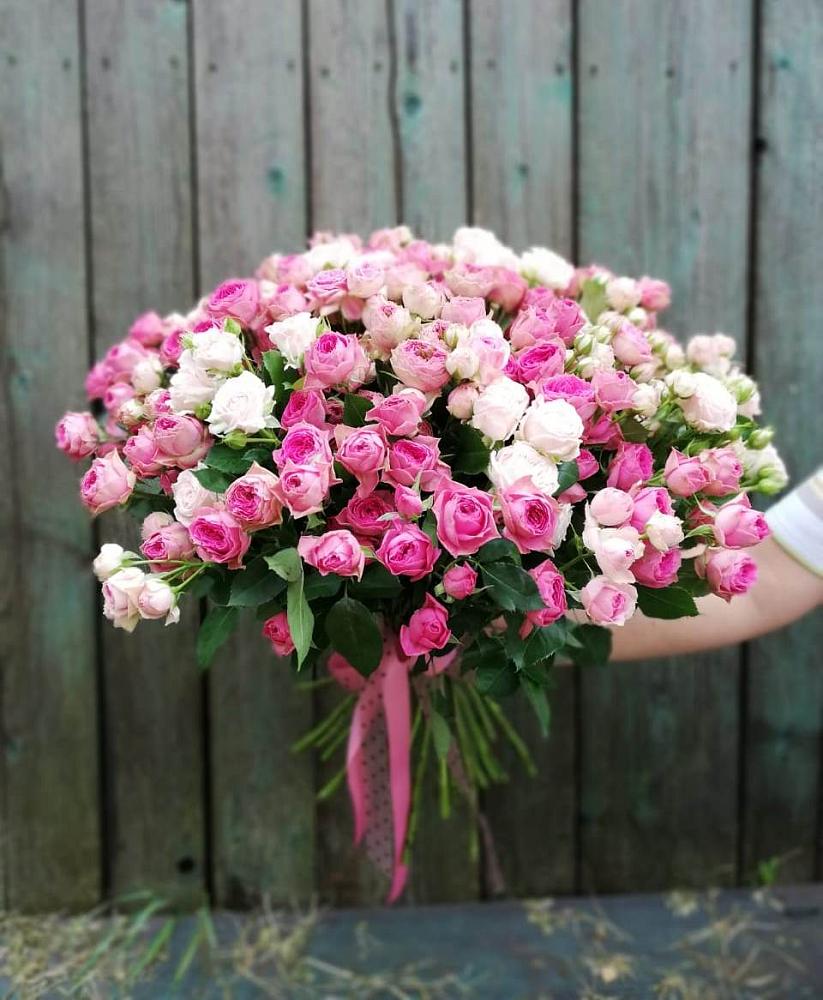 Букет Розовые кустовые розы Натали и Лав Лидия в Советском Руно