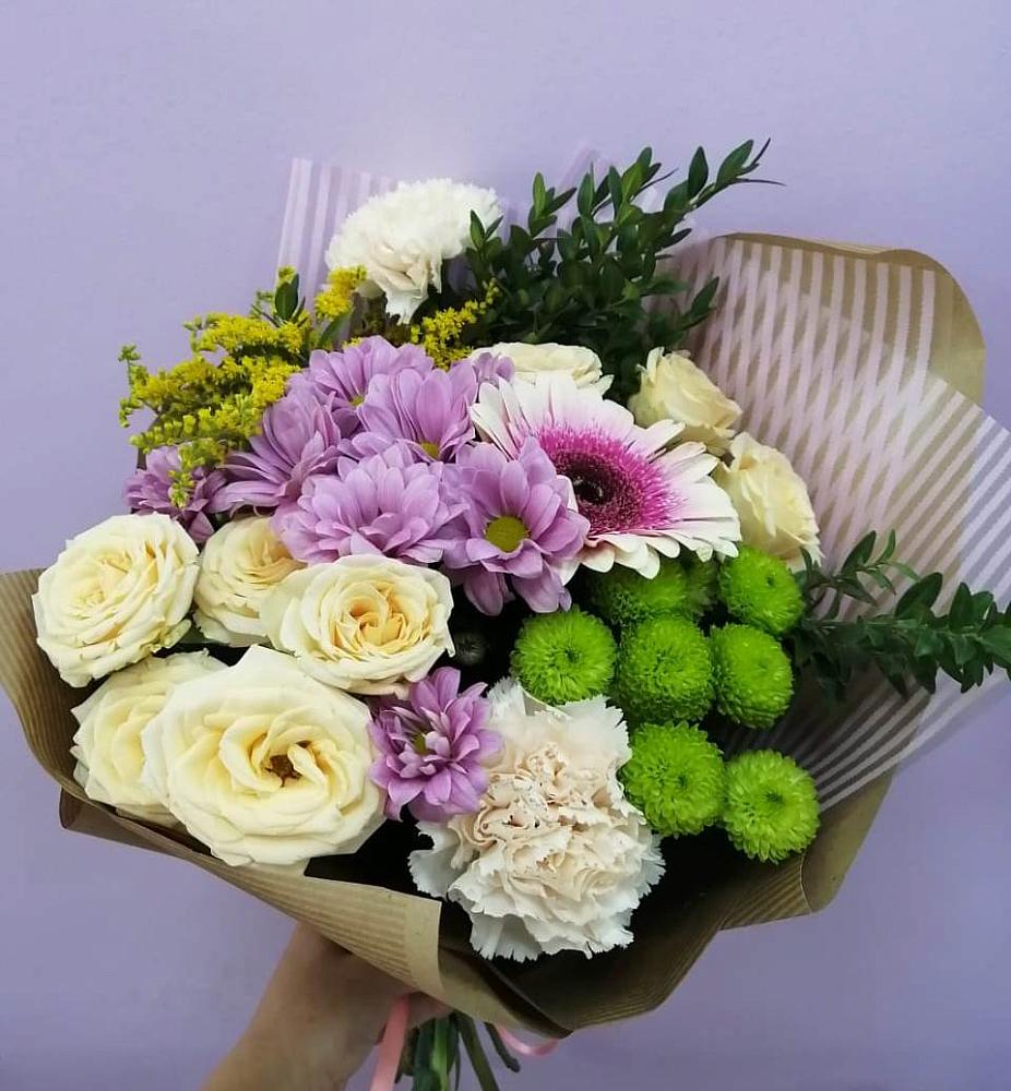 Букет цветов из: Хризантемы, Розы, Гвоздики и Герберы в Советском Руно