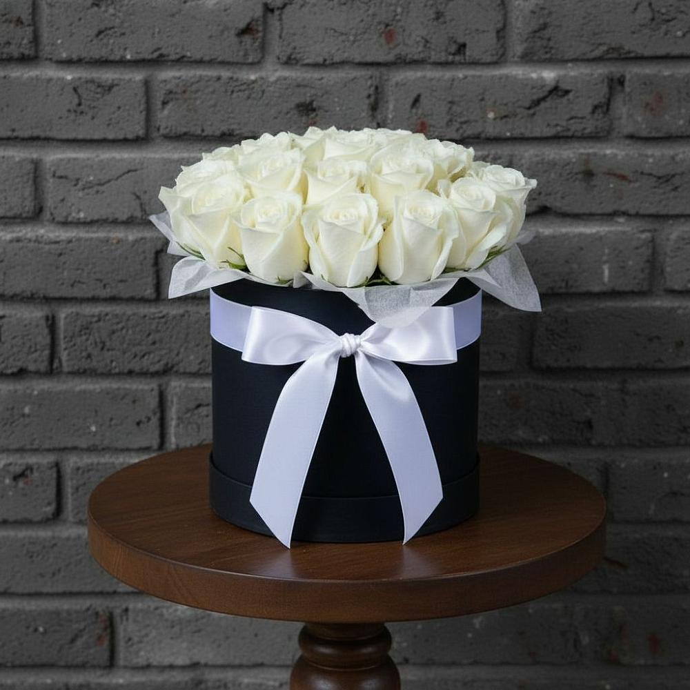 Цветочная композиция из Розы в шляпной коробке в Советском Руно